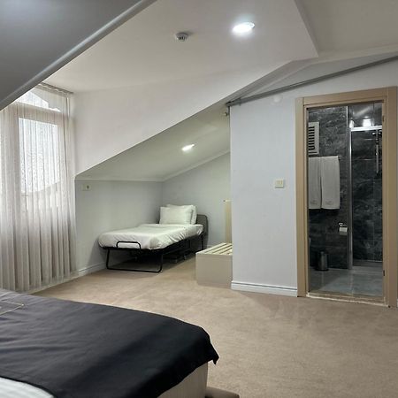 Pelit Park Hotel ทรับซอน ภายนอก รูปภาพ