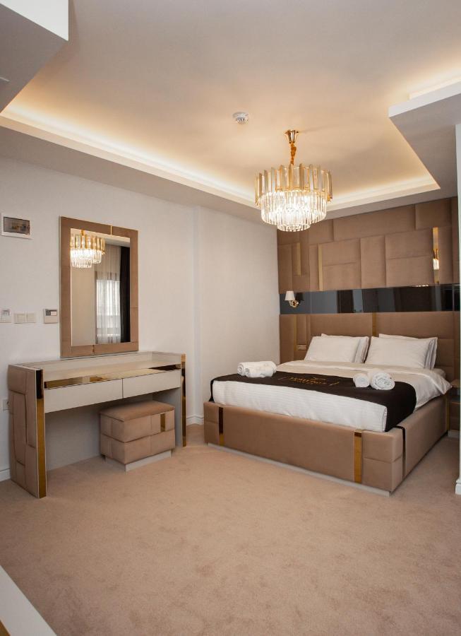 Pelit Park Hotel ทรับซอน ภายนอก รูปภาพ