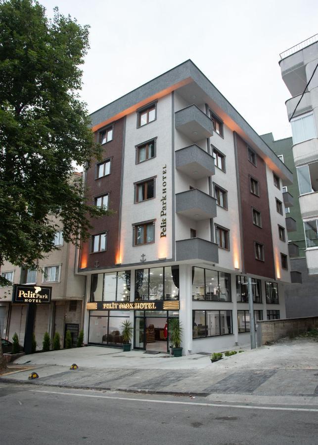 Pelit Park Hotel ทรับซอน ภายนอก รูปภาพ