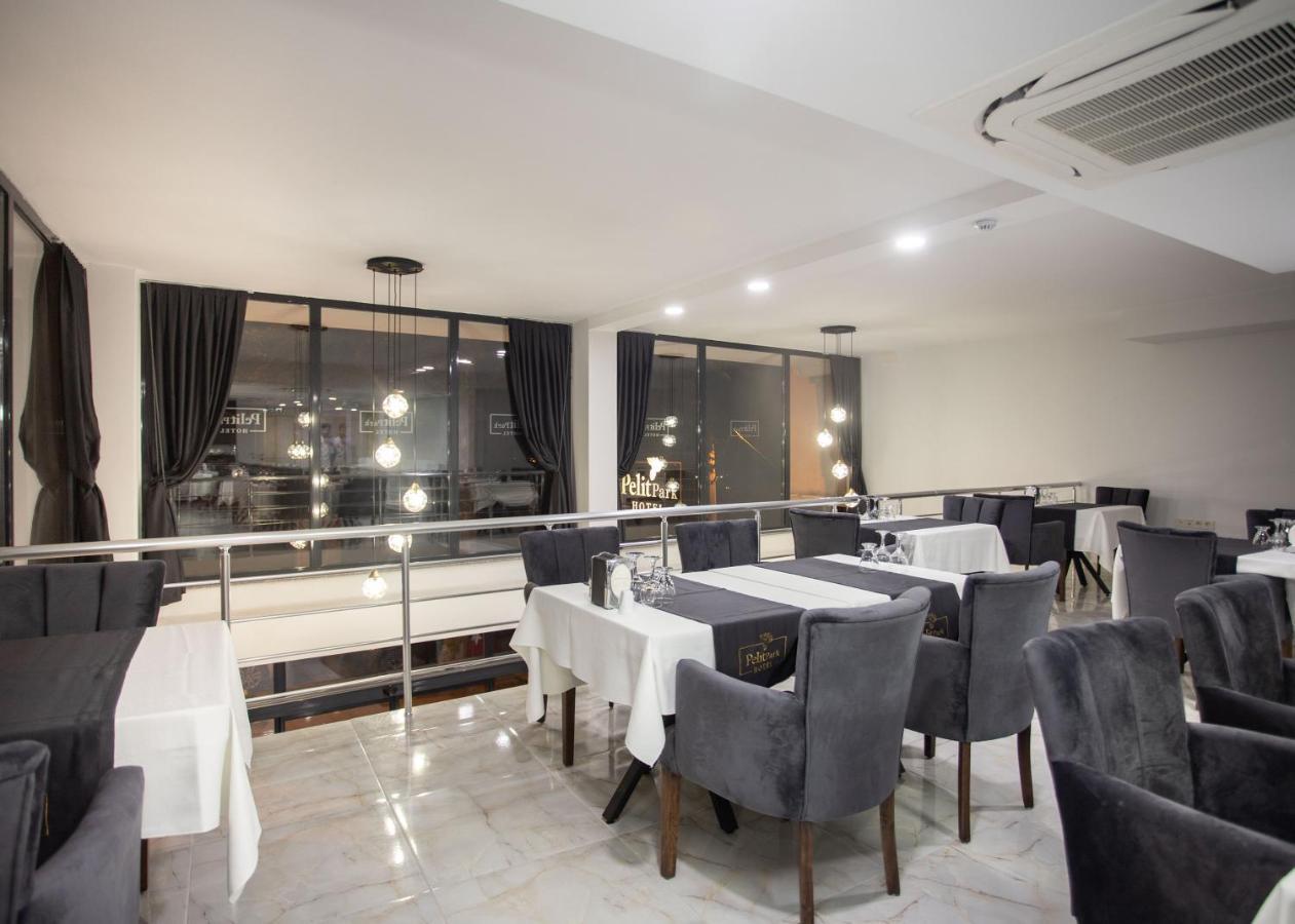 Pelit Park Hotel ทรับซอน ภายนอก รูปภาพ