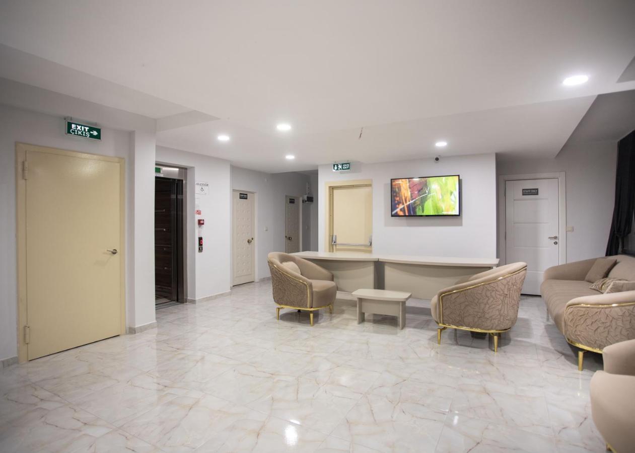 Pelit Park Hotel ทรับซอน ภายนอก รูปภาพ
